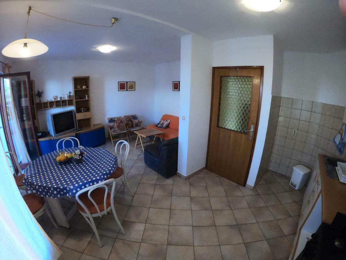 Apartments Delibasic Rogoznica  Bagian luar foto