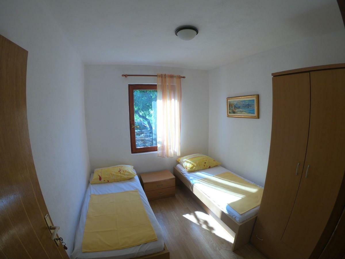 Apartments Delibasic Rogoznica  Bagian luar foto