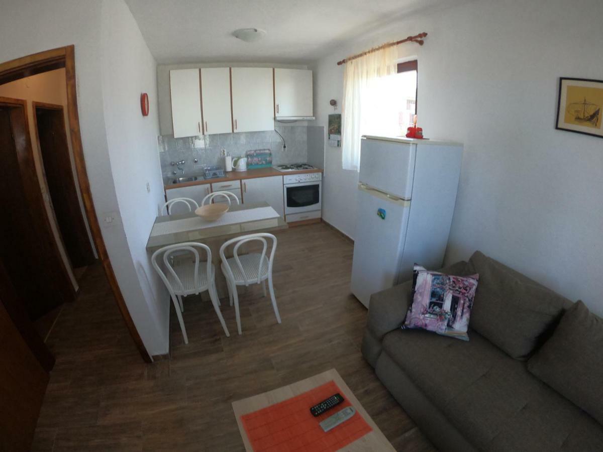 Apartments Delibasic Rogoznica  Bagian luar foto