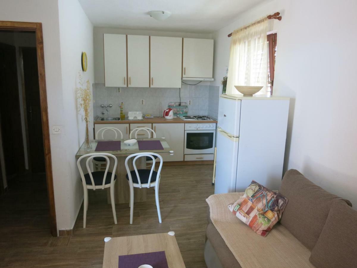Apartments Delibasic Rogoznica  Bagian luar foto